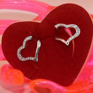 Vntg Avon Silver Tone Heart Earrings with Rhinestones